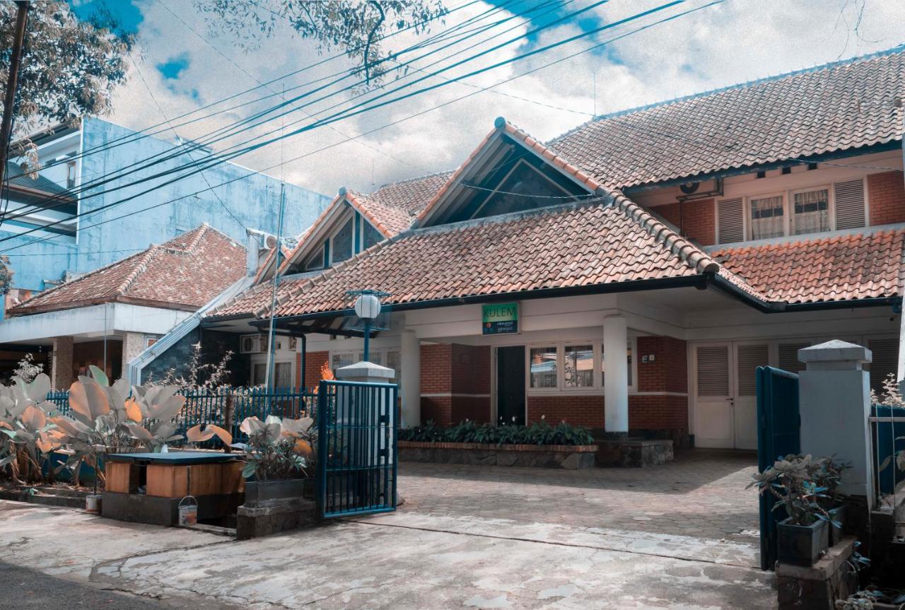 Kulem Gempol Hotel Бандунг Екстериор снимка