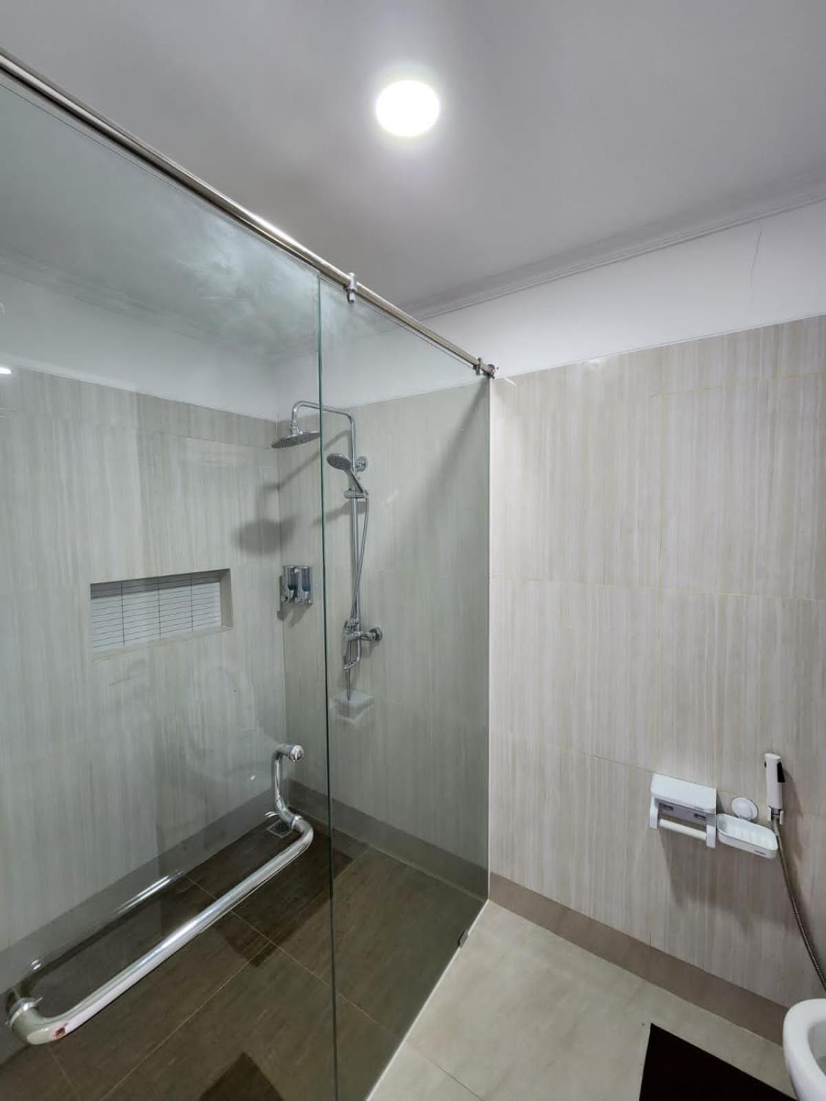 Kulem Gempol Hotel Бандунг Екстериор снимка